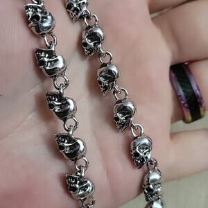 Skull link chain gothic necklace